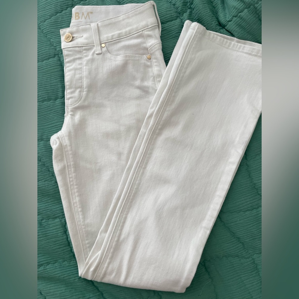 White House Black Market White Jeans with Gold Button
